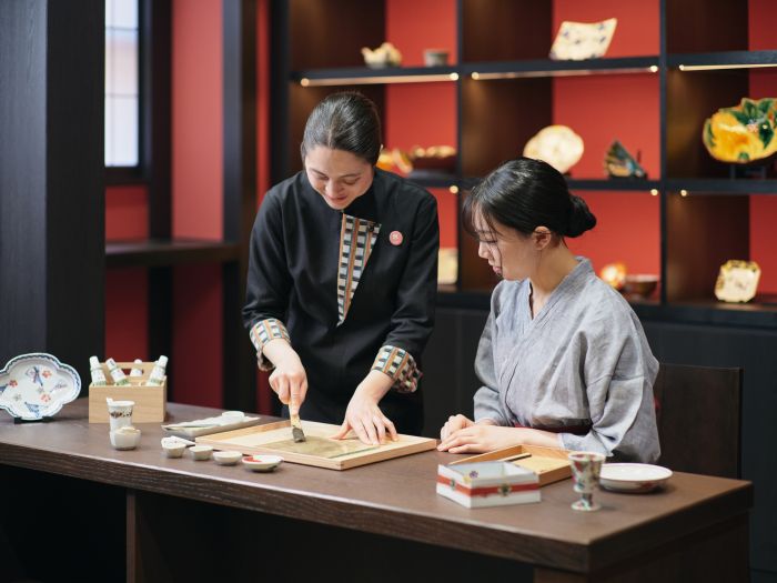 金継ぎ体験ができる「金継ぎいろは」