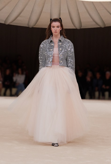 CHANEL - シャネル 豪華チュールレース付きバレリーナジャケット バレエやダンスをたたえる 「シャネル」2024春夏オートクチュール