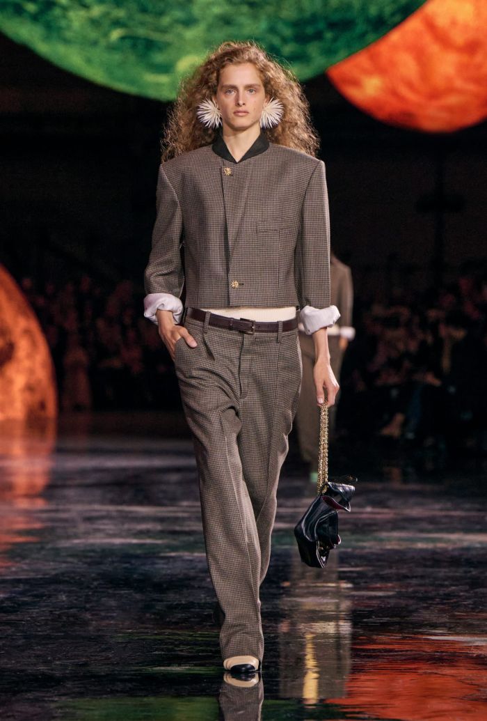 シャネル Copyright CHANEL